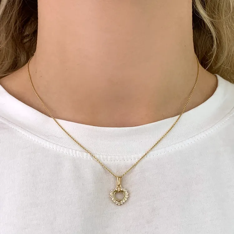 Herz Zirkon Anhänger aus 8 Karat Gold