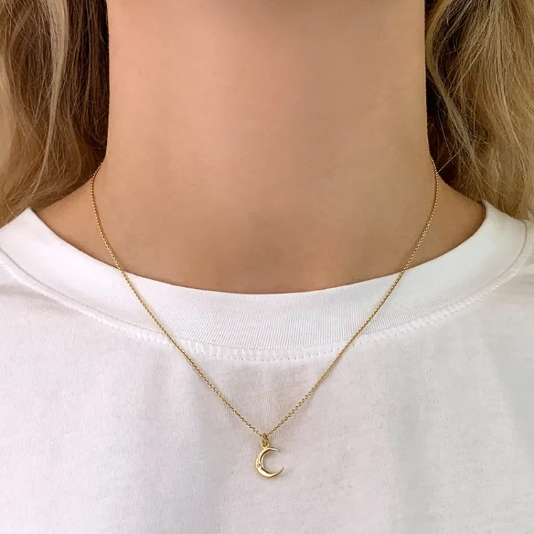 Mond Zirkon Anhänger aus 8 Karat Gold - Gold Collection