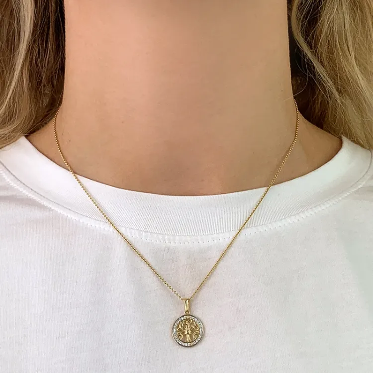 13,5 mm Lebensbaum Zirkon Anhänger aus 8 Karat Gold