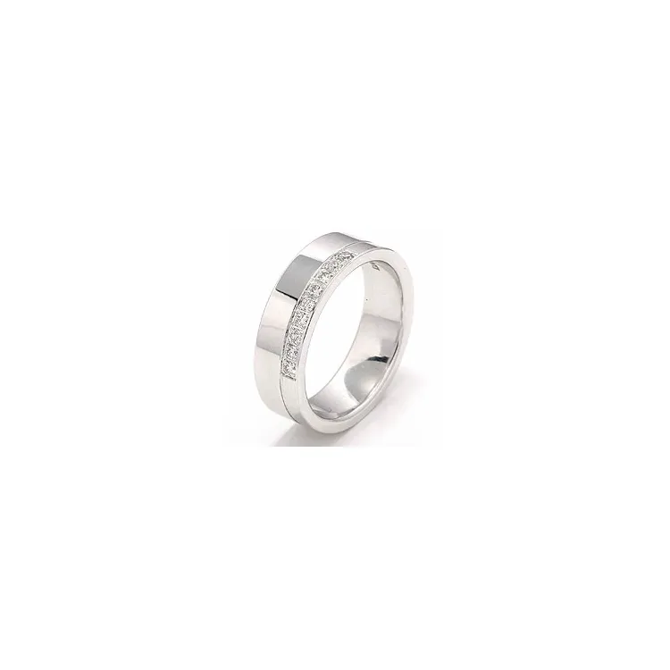 Trauring aus 14 Karat Weißgold 9 x 0,015  ct