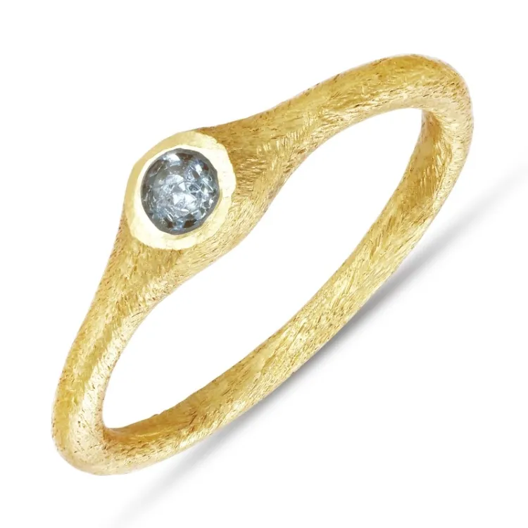 blauem Bergkristall Ring aus vergoldetem Sterlingsilber - Loom Stones