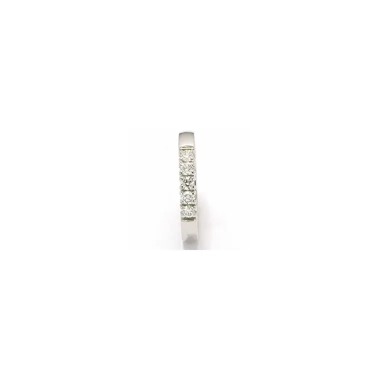 Trauring aus 14 Karat Weißgold 0,07 ct