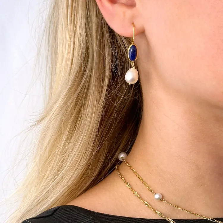 lange blauem Jadestein Ohrringe in vergoldetem Silber - Loom Stones