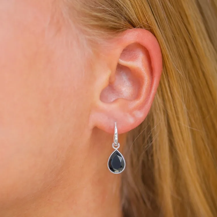 Tropfen schwarzem Onyx Ohrringe in Silber - Loom Stones