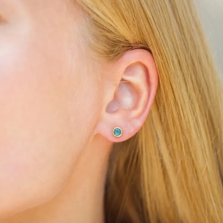 5 mm Aquamarin Ohrstecker in vergoldetem Silber - Loom Stones