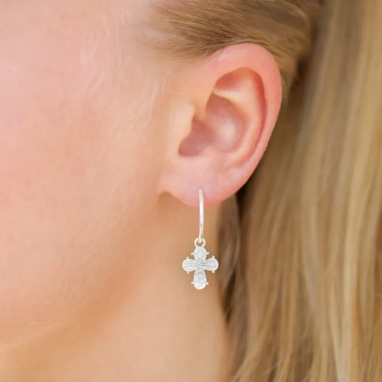 16,5 mm Dagmarkreuz Kreole in Silber - Amoré