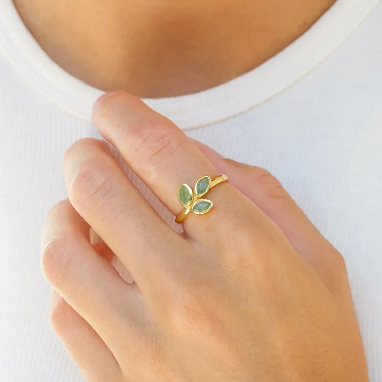 Blatt Aventurin Ring aus vergoldetem Sterlingsilber - Loom Stones