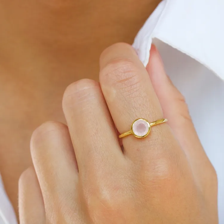 runder rose Bergkristall Ring aus vergoldetem Sterlingsilber - Loom Stones