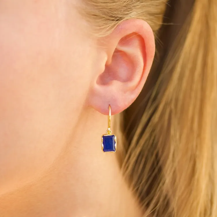 viereckigem blauem Jadestein Ohrringe in vergoldetem Silber - Loom Stones