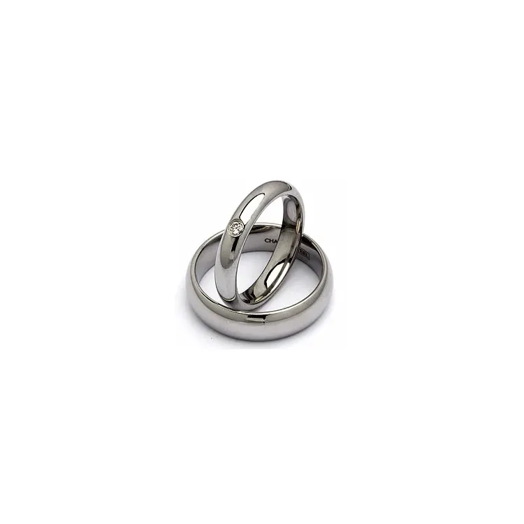 Trauringe in Stahl 0,05 ct