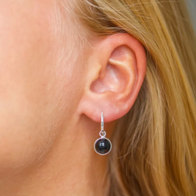 runden schwarzem Onyx Ohrringe in versilbertes Messing - Loom Stones