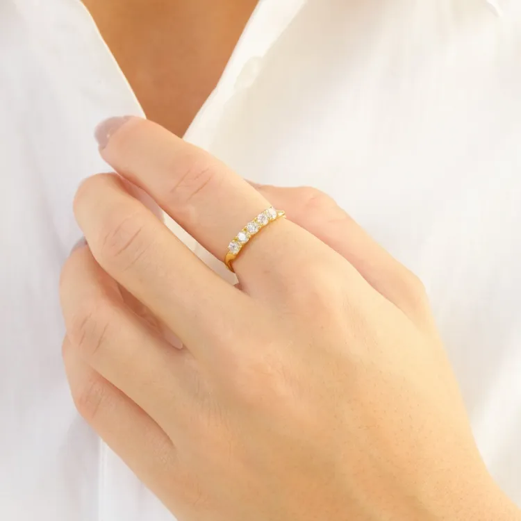 Zirkon Ring aus vergoldetes Messing - Eliné