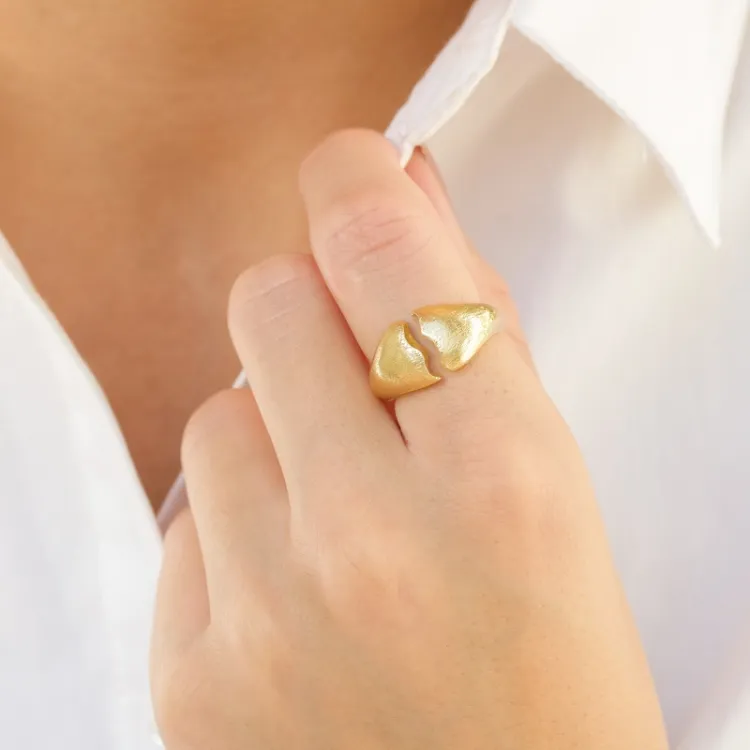 Ring aus vergoldetes Messing - Eliné