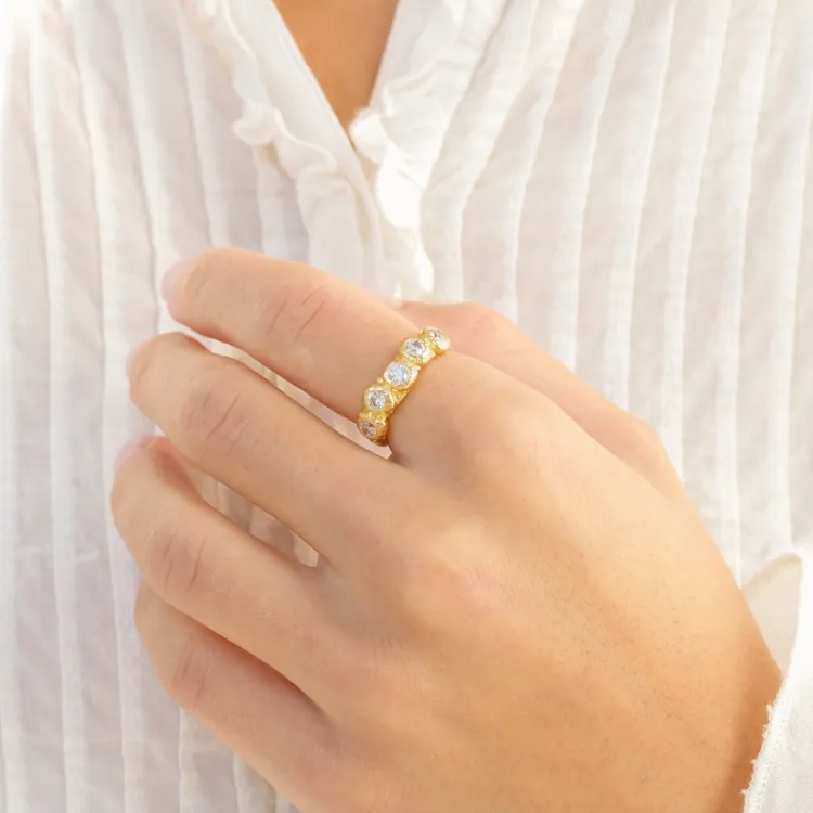 Zirkon Ring aus vergoldetes Messing - Eliné
