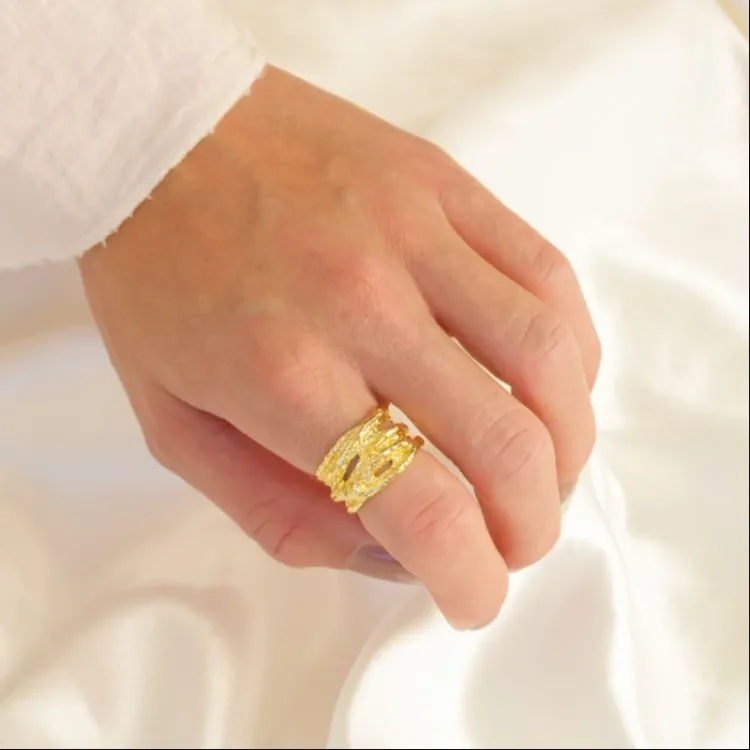 Ring aus vergoldetes Messing - Eliné