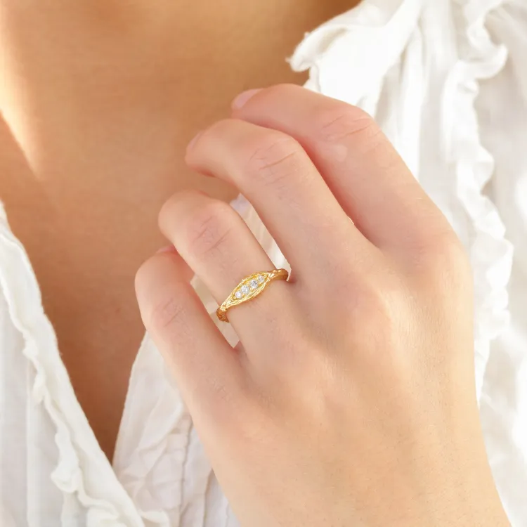 Zirkon Ring aus vergoldetes Messing - Eliné