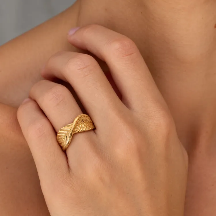 Blatt Ring aus vergoldetes Messing - Pure Nature