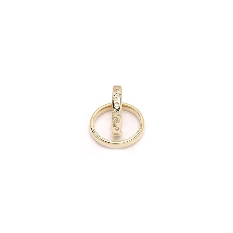 Sternenstaub trauringe aus 9 Karat Gold 0,126 ct - set