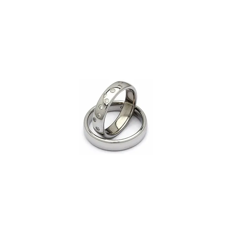 Trauringe in Stahl 0,126 ct