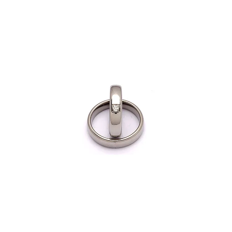 Trauringe in Titan 0,05 ct
