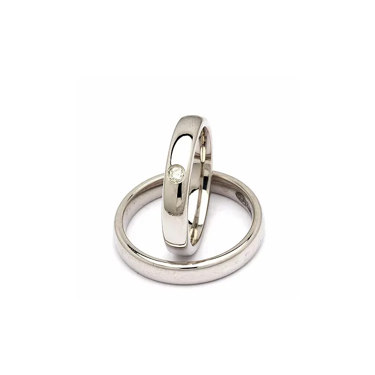 Trauringe in Silber 0,05 ct