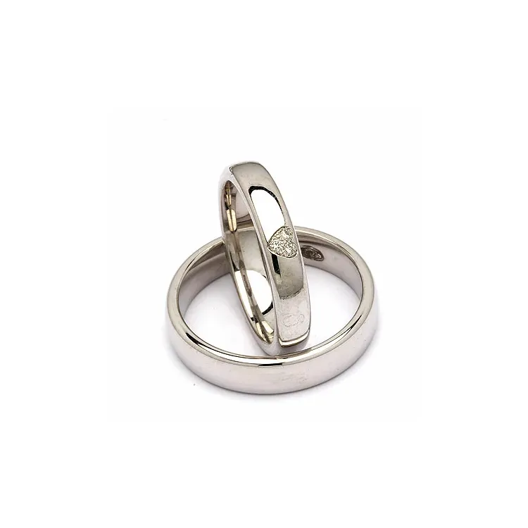 Trauringe in Silber 0,03 ct