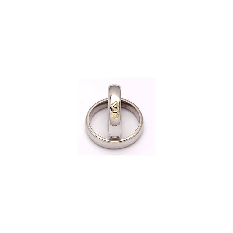 Trauringe in Silber und Gelbgold
