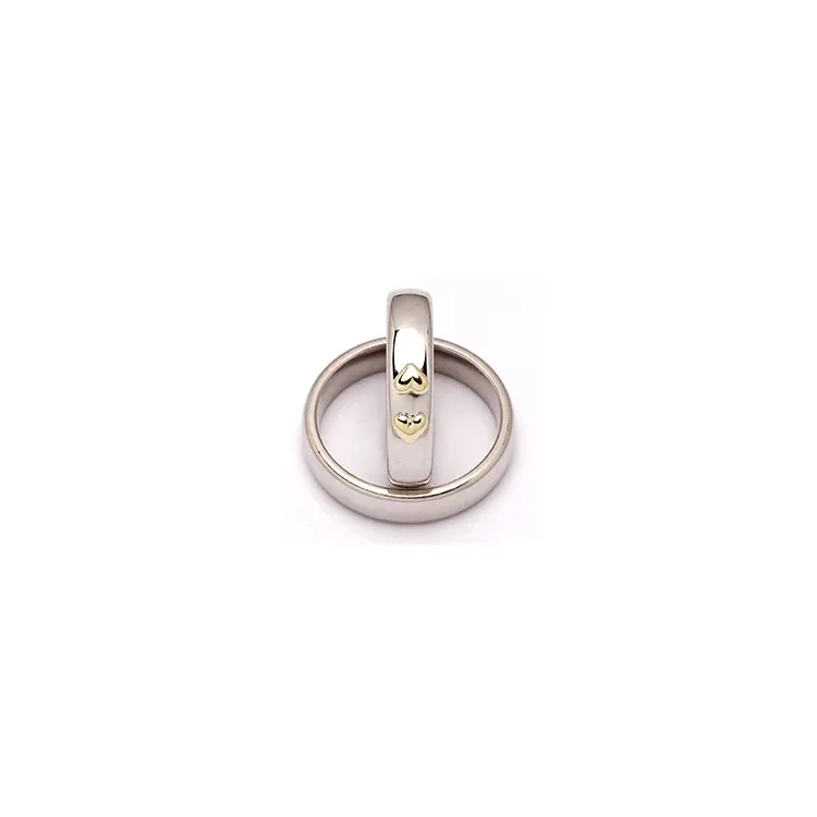 Trauringe in Silber und Gelbgold