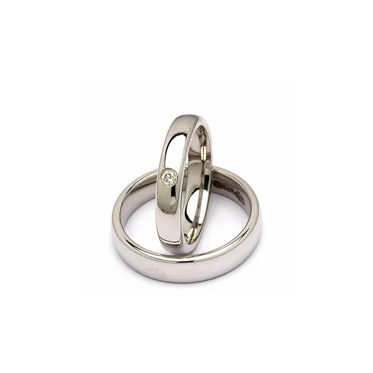 Trauringe in Silber 0,05 ct