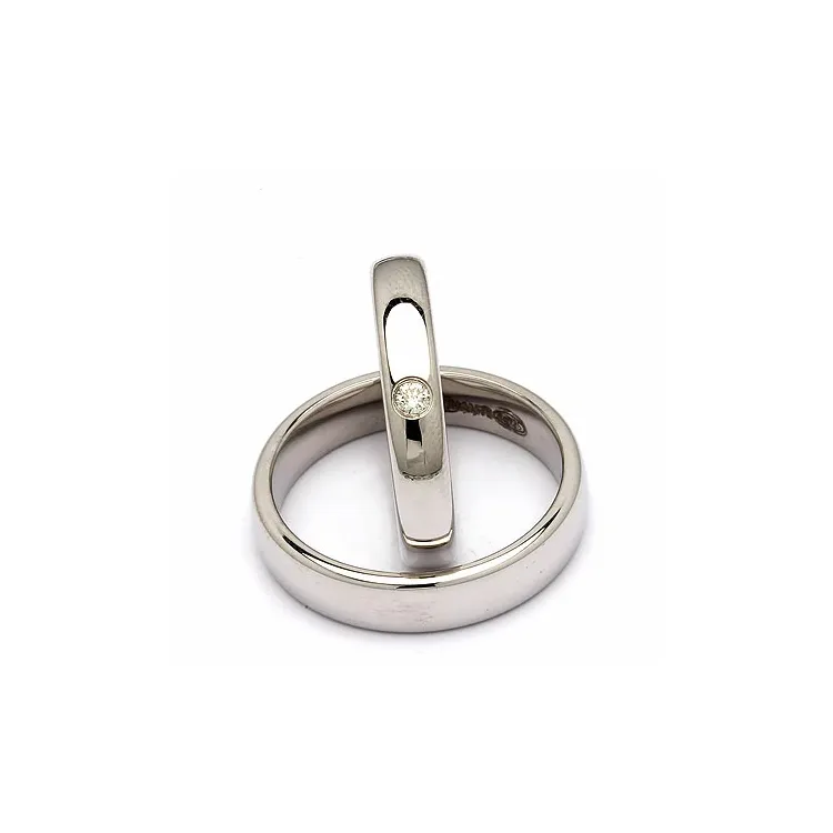 Trauringe in Silber 0,05 ct