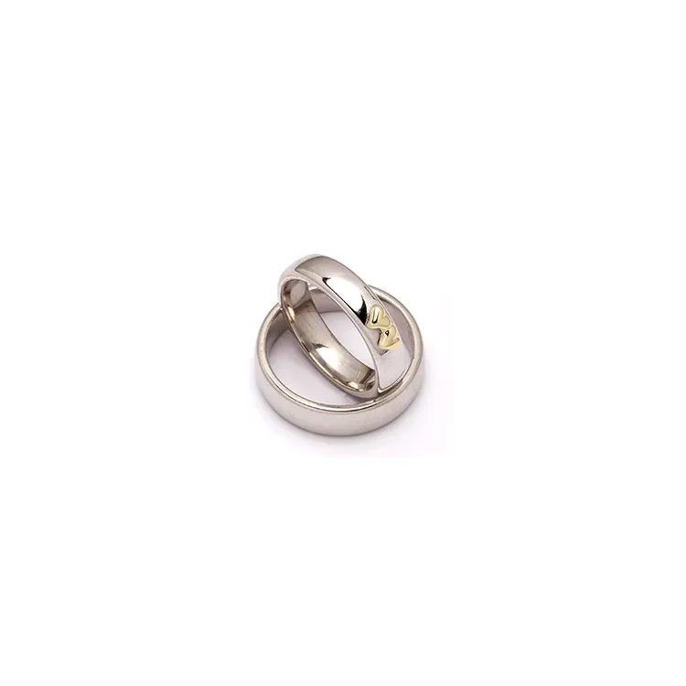 Trauringe in Silber und Gelbgold