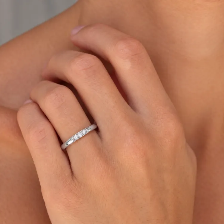 Wasserfest Zirkon Memoirering aus Stahl - OCEANA
