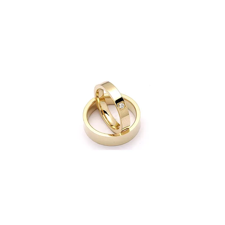 Trauringe aus 14 Karat Gold 0,05 ct - set