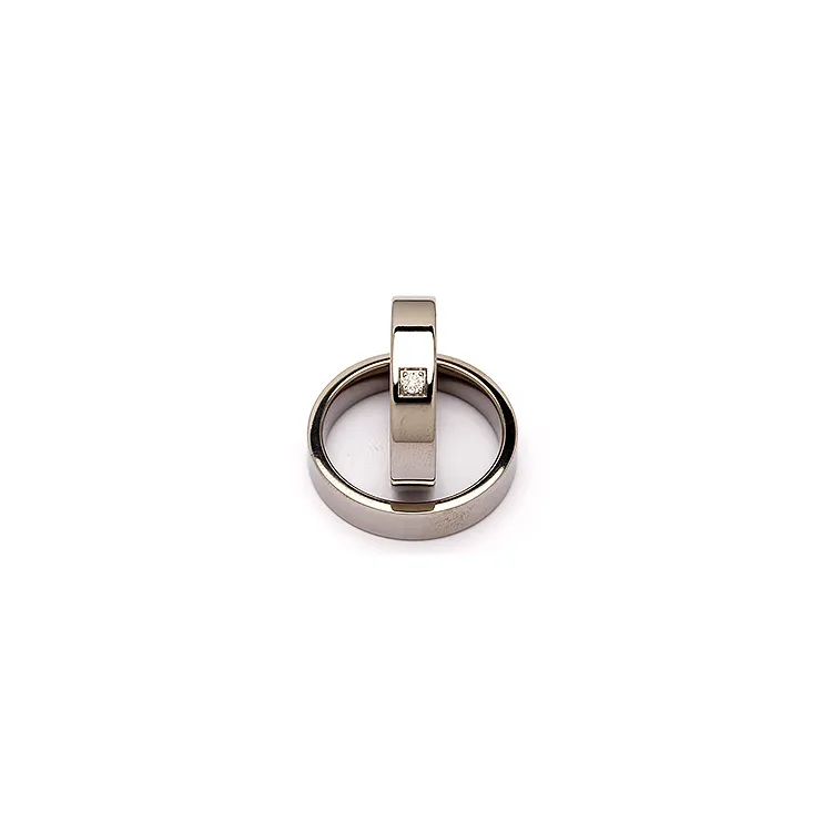 Trauringe in Titan 0,05 ct