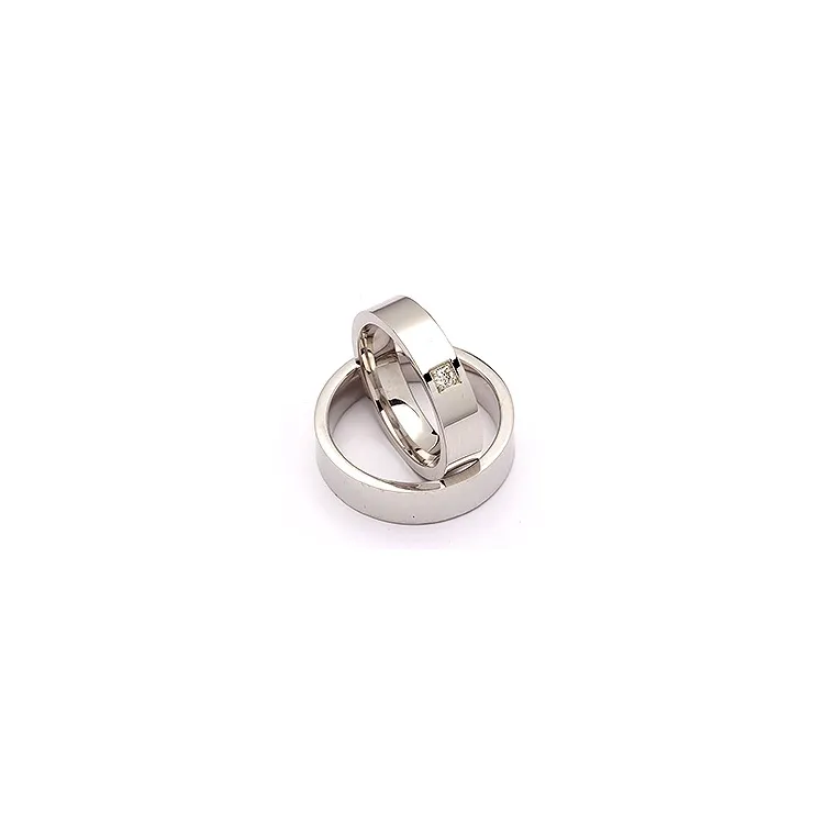 Trauringe in Silber 0,05 ct