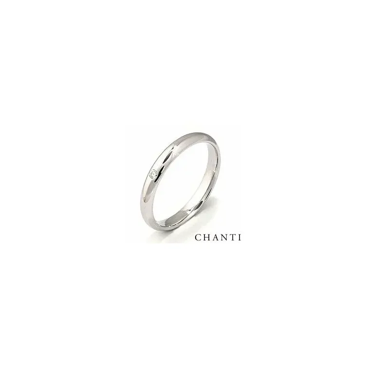 runder Trauring aus 14 Karat Weißgold 0,025 ct