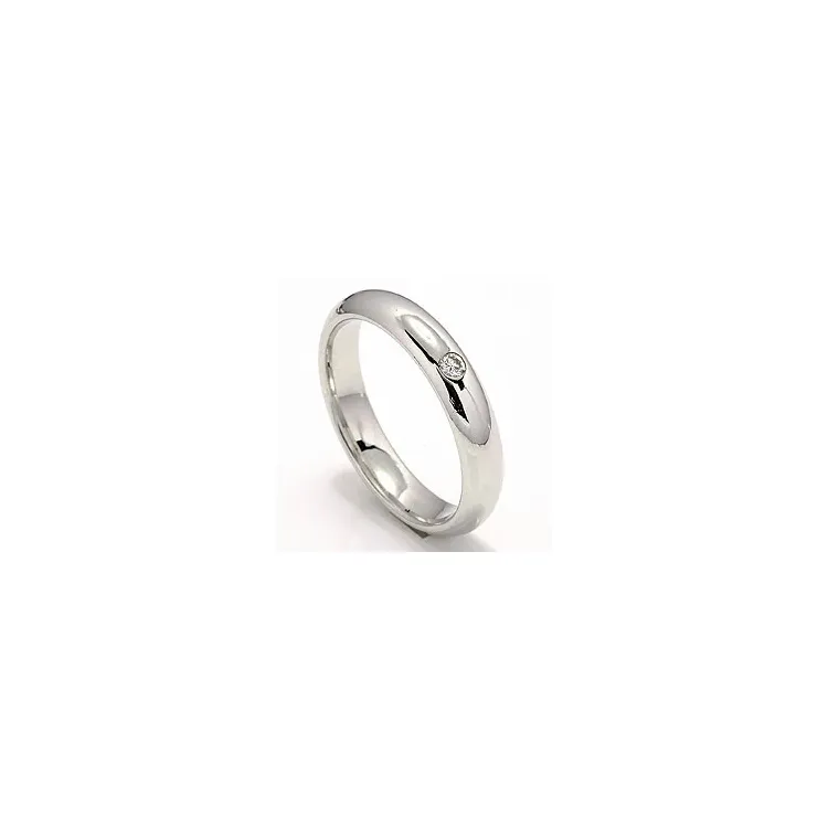 Trauring aus 14 Karat Weißgold 0,05 ct