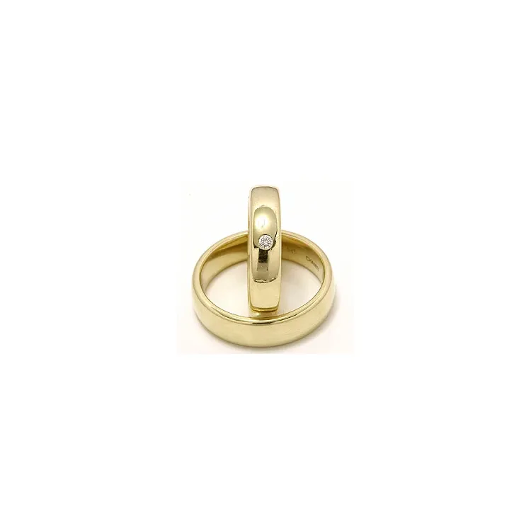 Trauringe aus 14 Karat Gold 0,05 ct - set