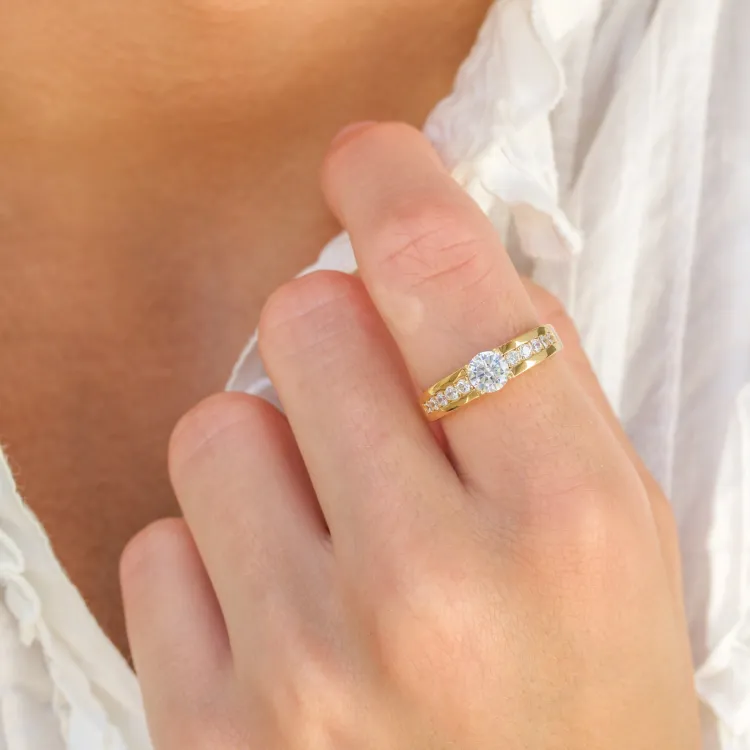 Zirkon Ring aus vergoldetem Sterlingsilber