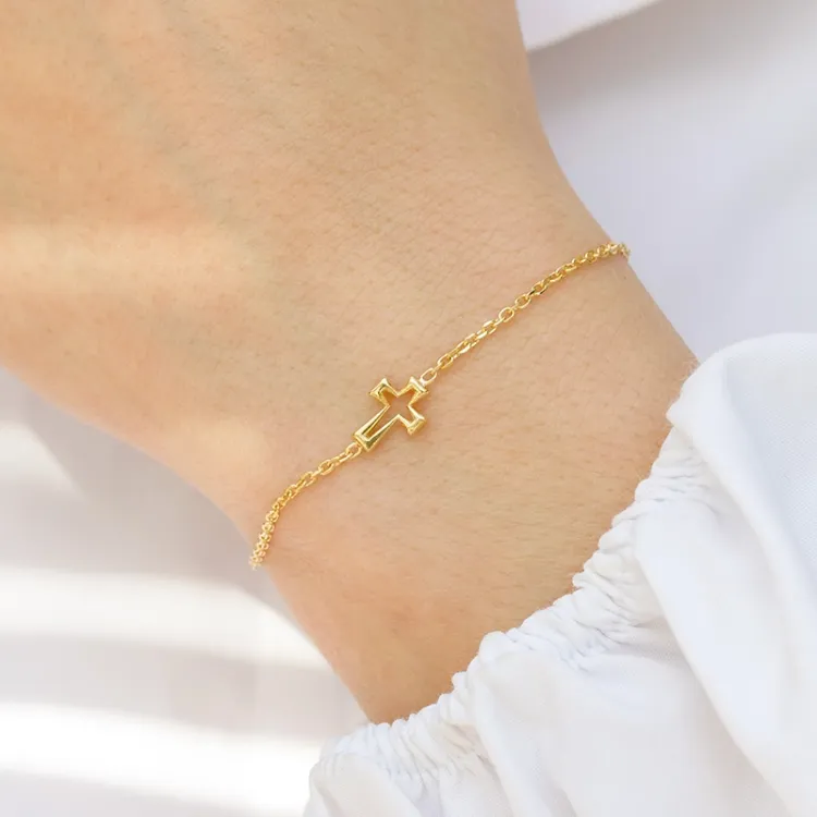 Kreuz Armband aus vergoldetem Sterlingsilber und Anhänger aus vergoldetem Sterlingsilber