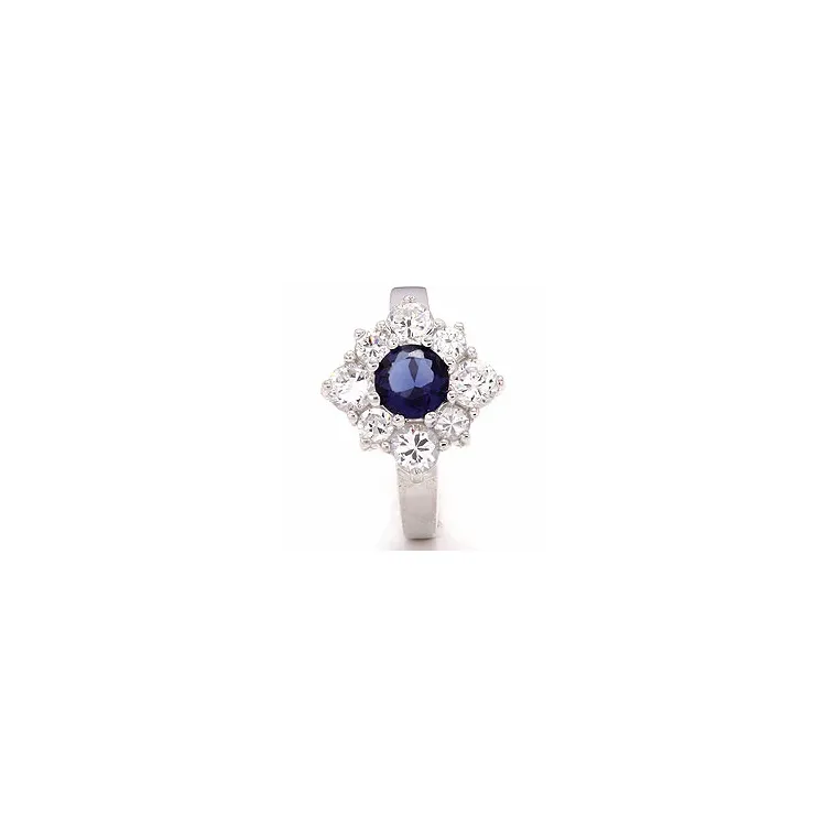 Viereckigem Ring aus Silber