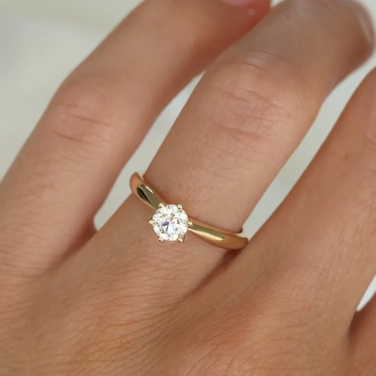 0,50 ct lab grown Diamant Solitärring in 9 Karat Gold 0,50 ct