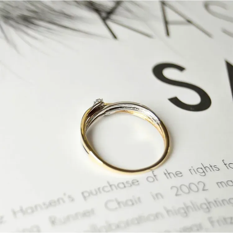 Diamant Ring in 14 Karat Gold- und Weißgold 0,03 ct