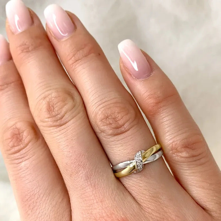 lab grown Diamant Ring in 9 Karat Gold- und Weißgold 0,03 ct