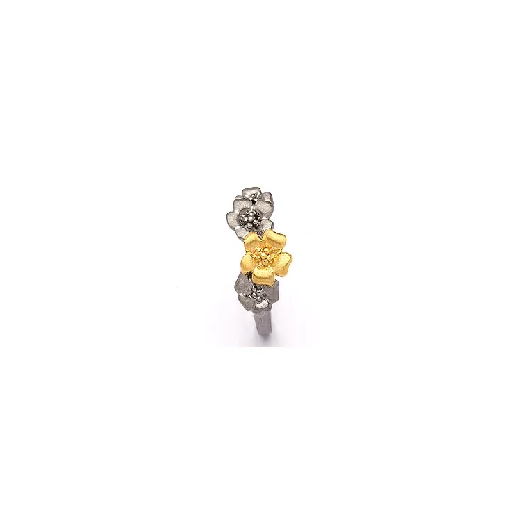 Blumen Ring aus schwarzes rhodiniertes Silber
