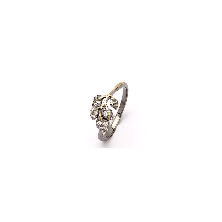 Blatt Ring aus schwarzes rhodiniertes Silber mit vergoldetem Sterlingsilber