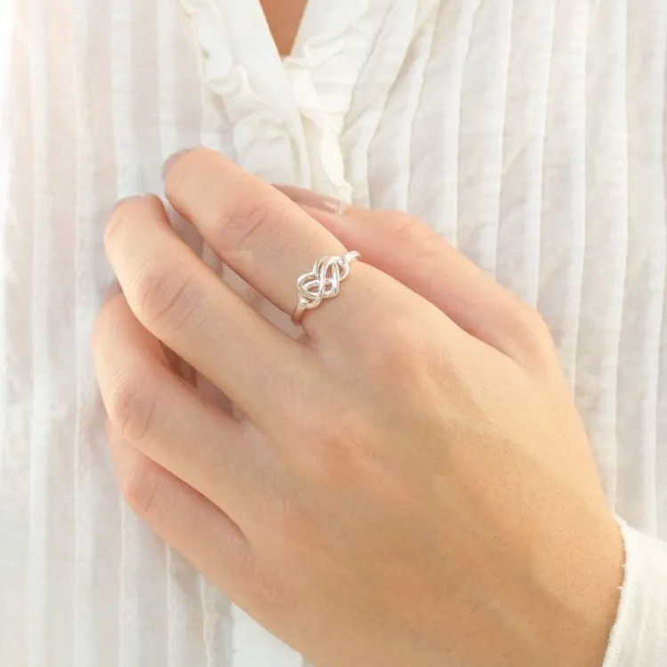 infinity Ring aus Silber - Amoré