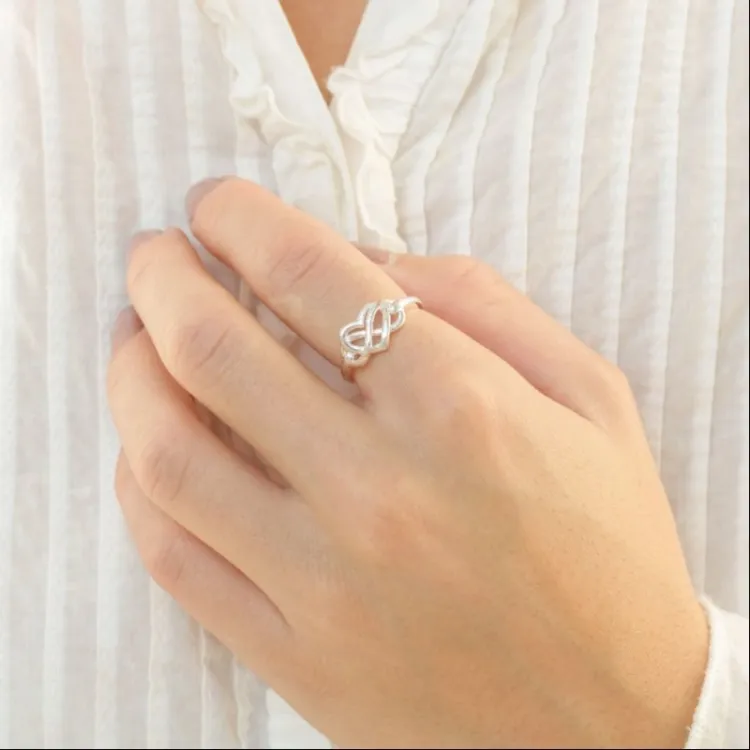 infinity Ring aus Silber - Amoré