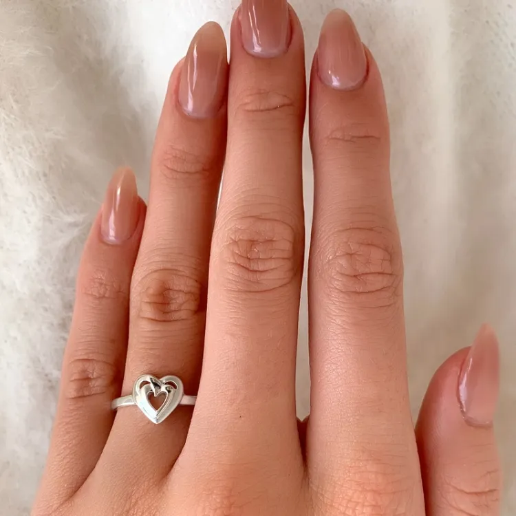 Elegant Herz Ring aus Silber