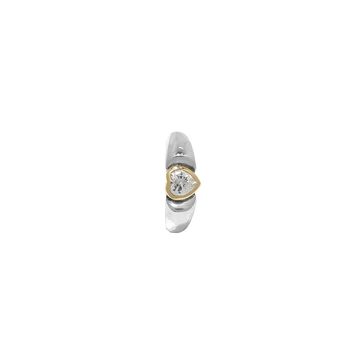 Herz Ring aus oxidiertem Sterlingsilber mit 8 Karat Gold